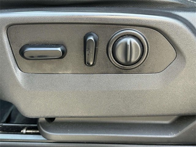 Used 2020 Chevrolet Silverado 2500 LTZ w/ Z71 Off-Road Package image 33