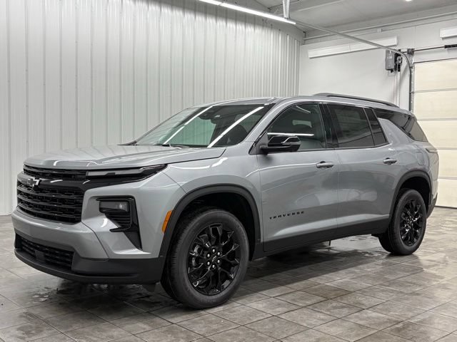 New 2026 Chevrolet Traverse LT w/ Midnight/Sport Edition FWD image 5