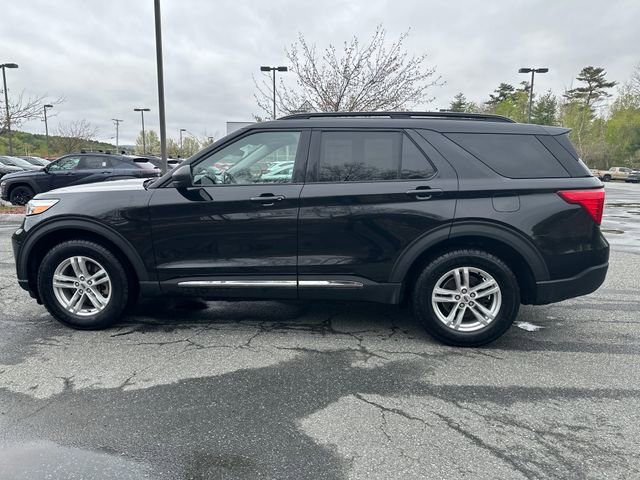 Used 2022 Ford Explorer XLT w/ Equipment Group 202A AWD/4WD image 2