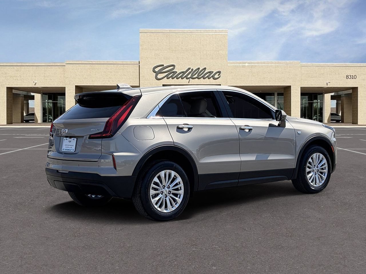 Certified 2024 Cadillac XT4 Luxury FWD image 5