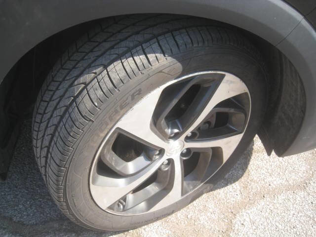 Used 2017 Hyundai Tucson Sport w/ Cargo Package image 34