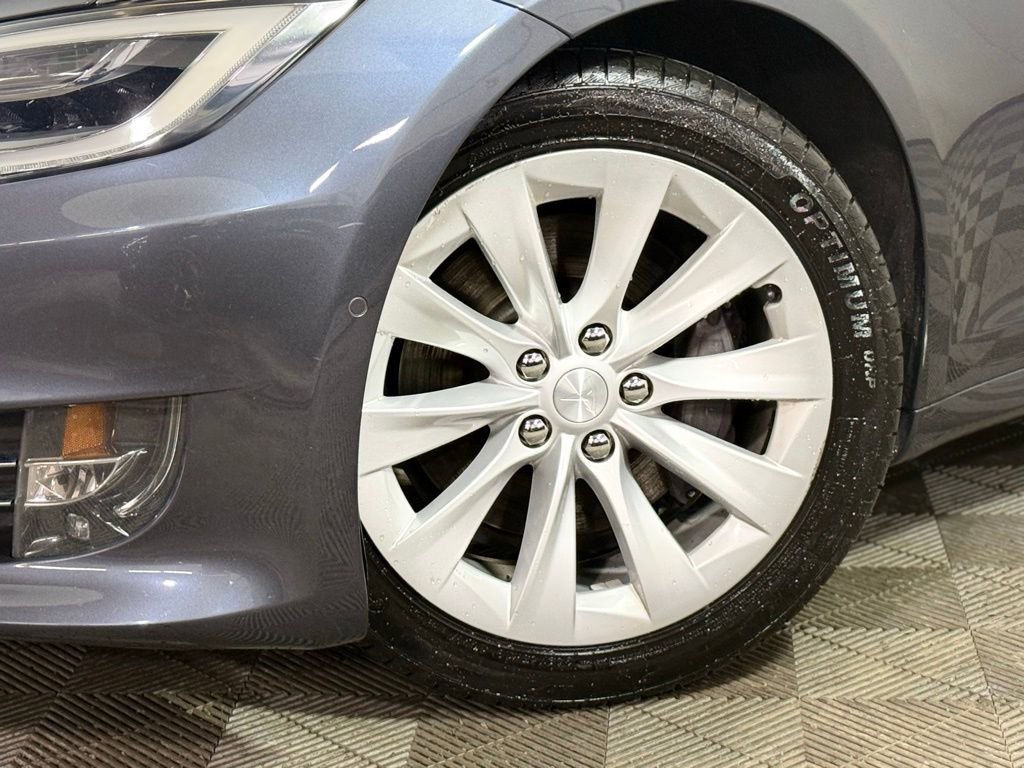 Used 2018 Tesla Model S 75D AWD/4WD image 2