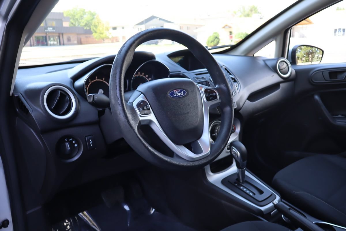 Used 2017 Ford Fiesta SE FWD image 15