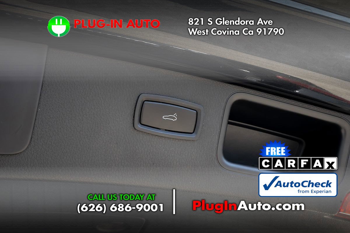 Used 2017 Porsche Macan S image 12