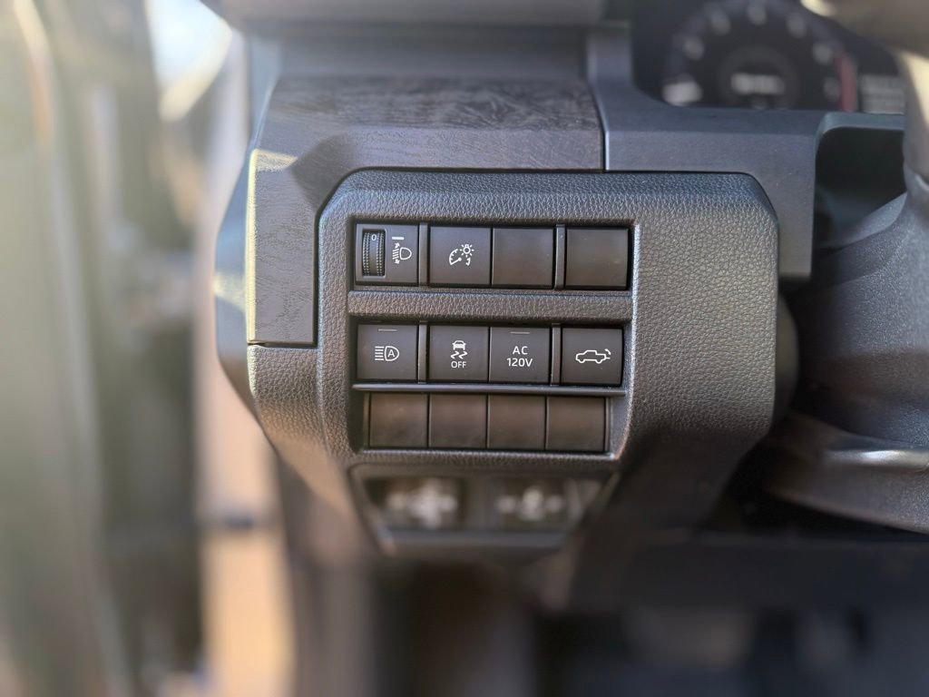 Used 2024 Toyota Tacoma Limited image 14