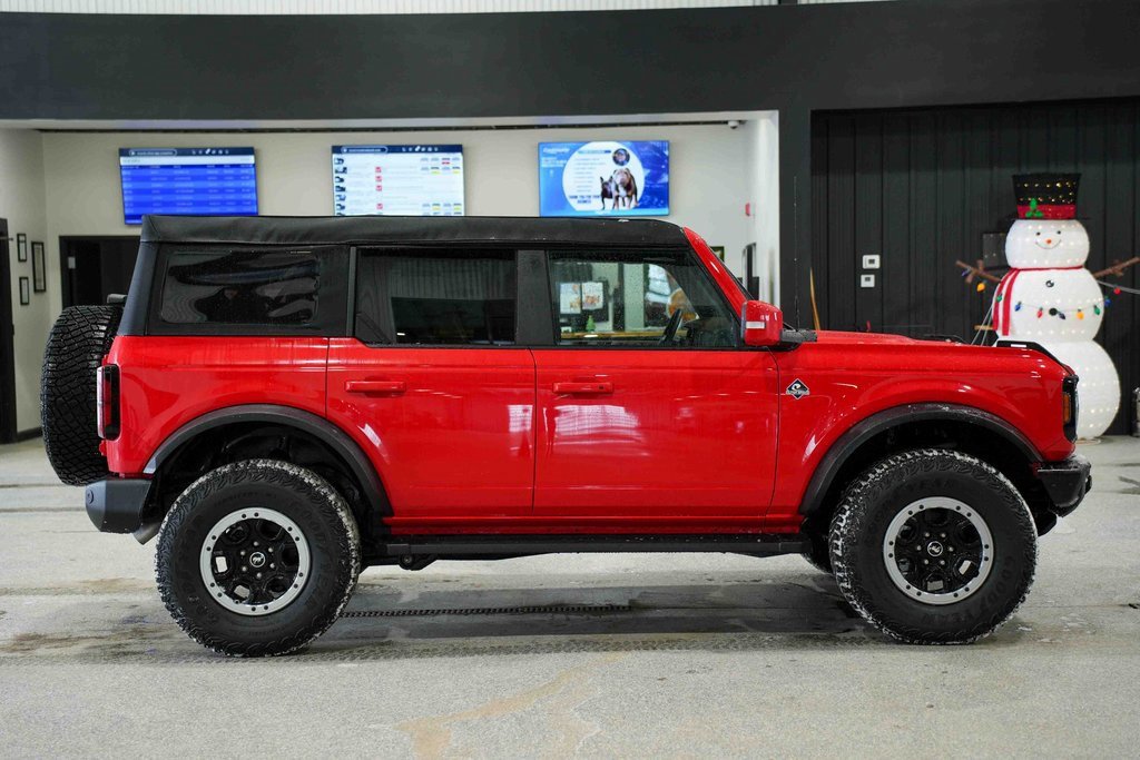 Used 2024 Ford Bronco Outer Banks w/ Sasquatch Package image 4