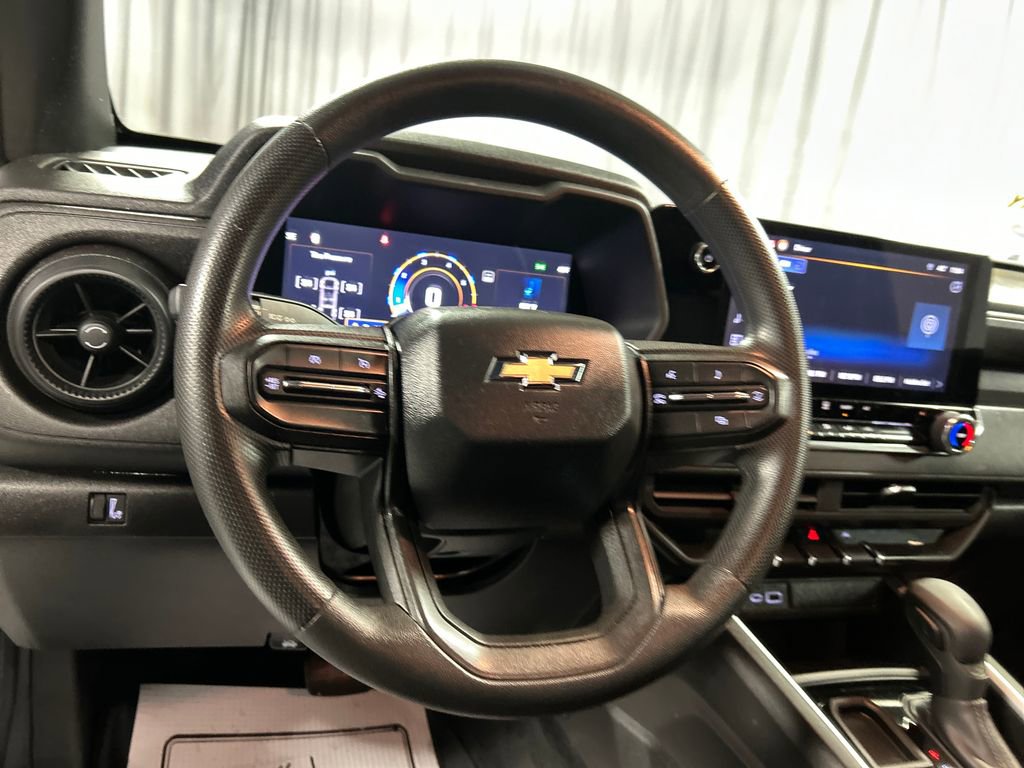 Used 2024 Chevrolet Colorado W/T w/ WT Convenience Package II image 15