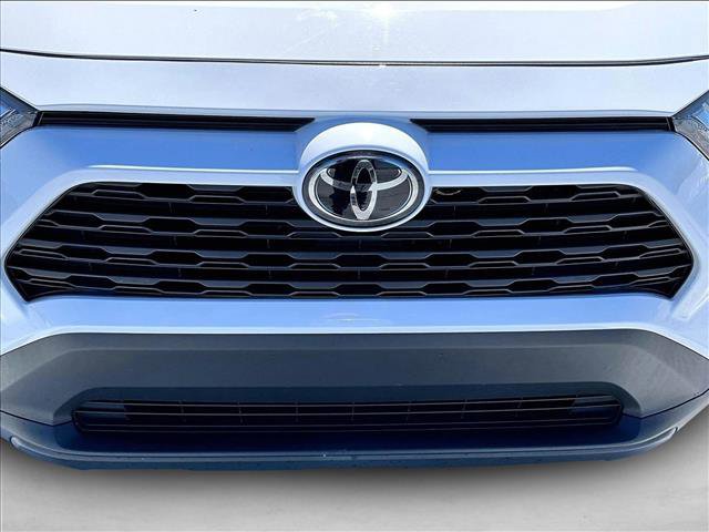 Used 2023 Toyota RAV4 LE image 30