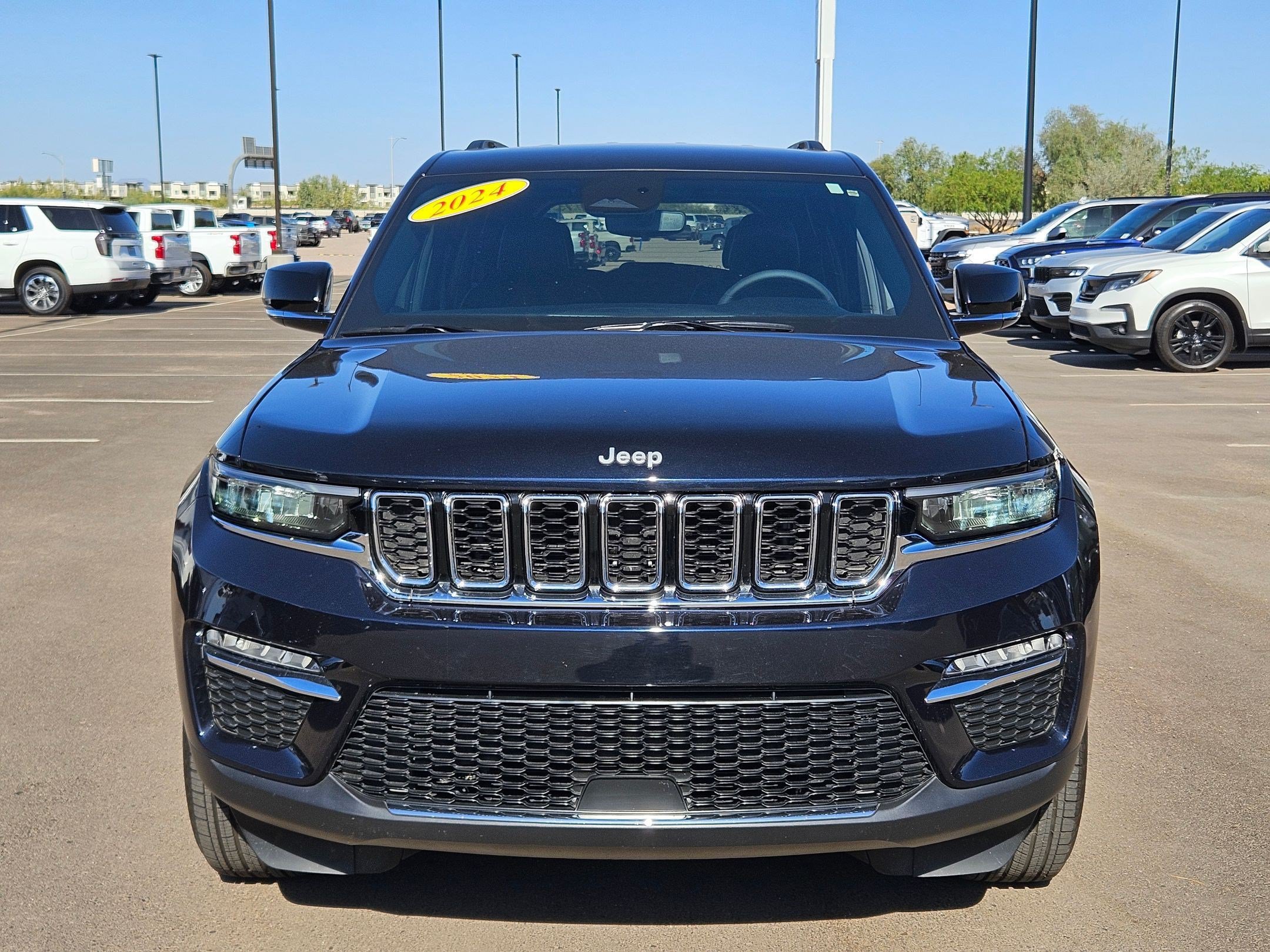 Used 2024 Jeep Grand Cherokee Limited RWD image 8
