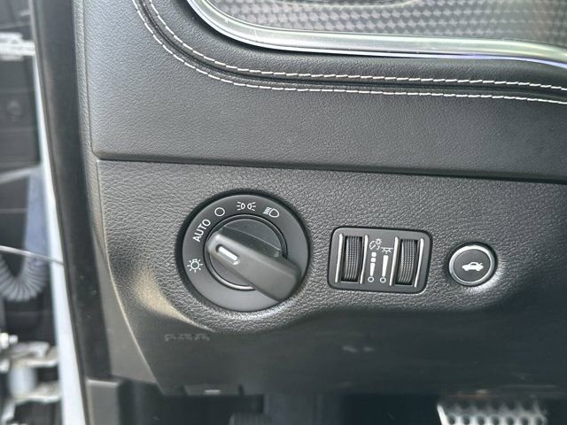 Used 2022 Dodge Charger SRT Hellcat image 26