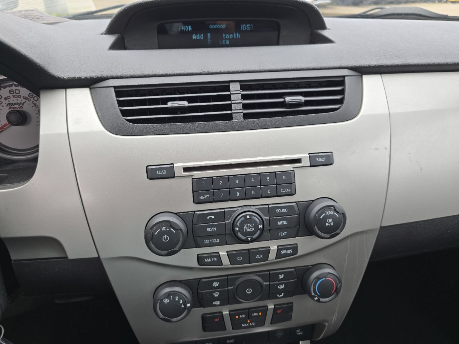 Used 2009 Ford Focus SEL FWD image 27