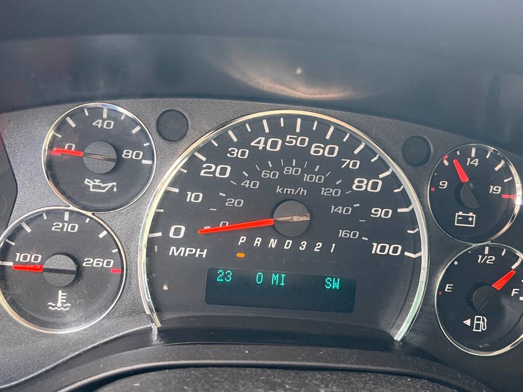 Used 2009 Chevrolet Express 3500 Extended Passenger w/ LT Preferred Equipment Group image 13