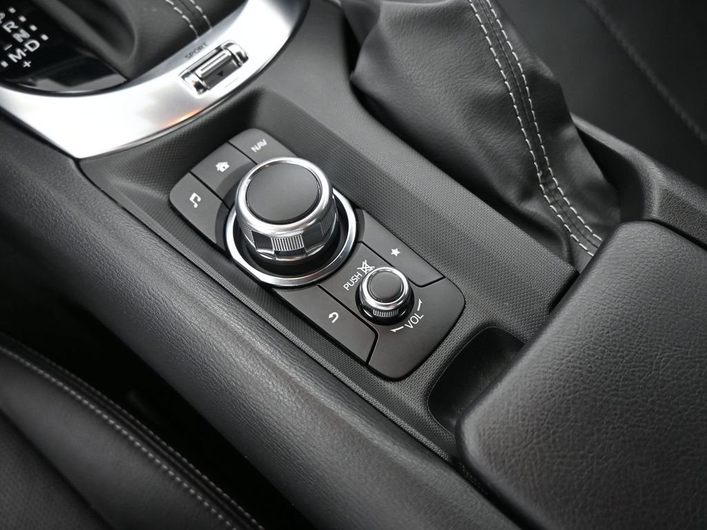 Used 2022 MAZDA MX-5 Miata RF Grand Touring image 17