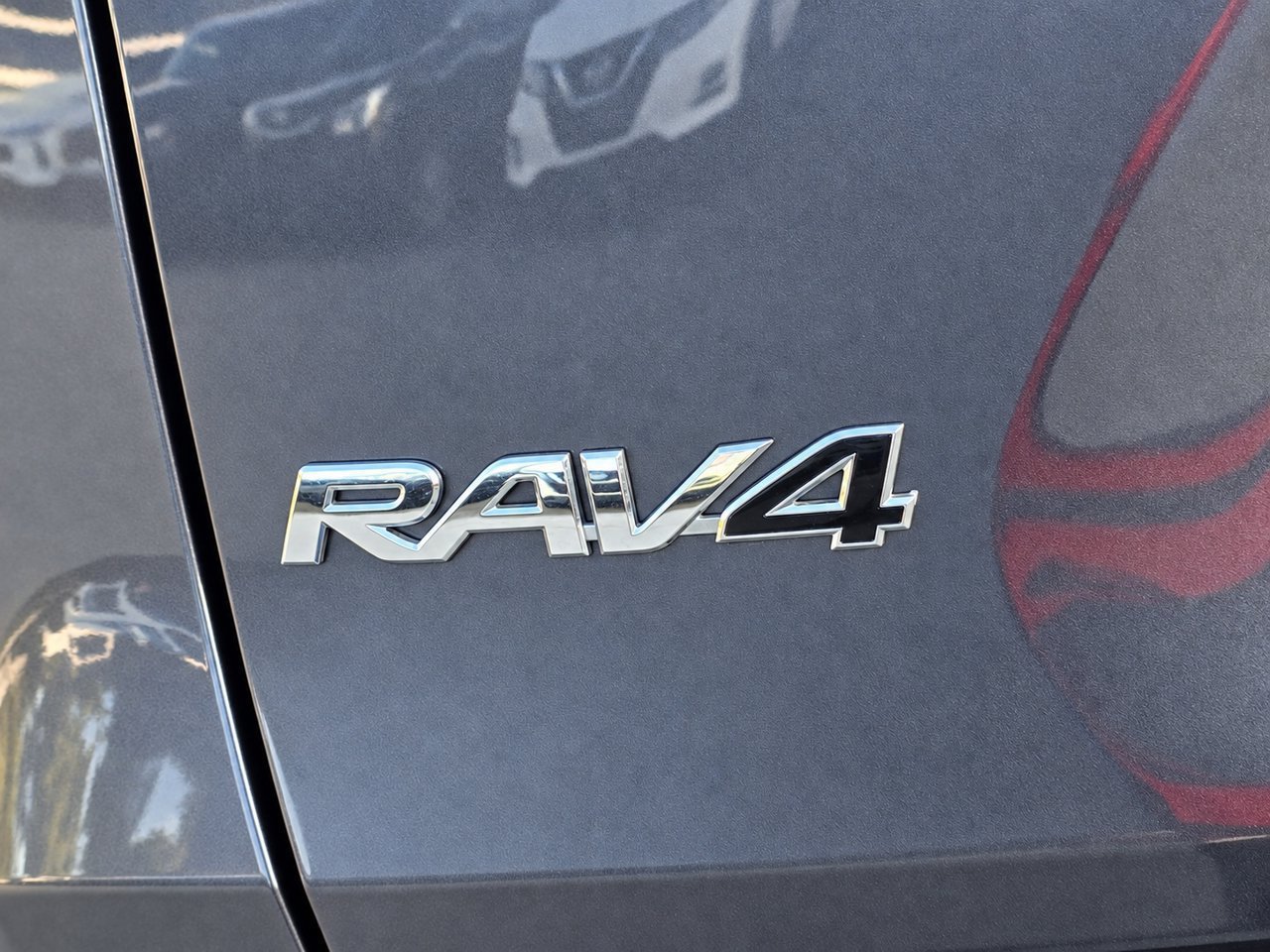 Used 2023 Toyota RAV4 LE FWD image 8