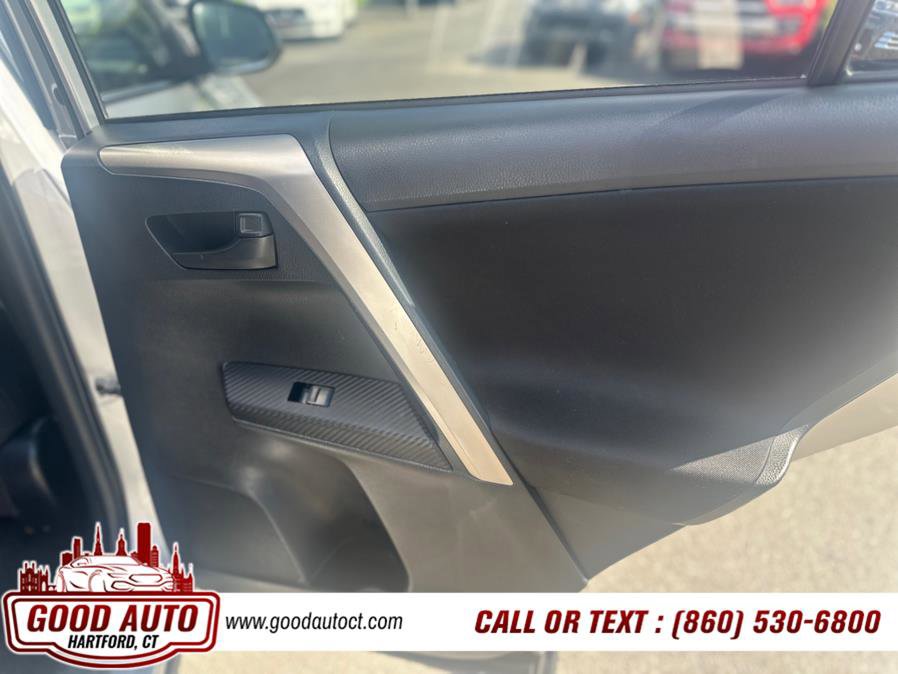 Used 2015 Toyota RAV4 LE image 13