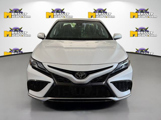 Used 2023 Toyota Camry XSE AWD/4WD image 2