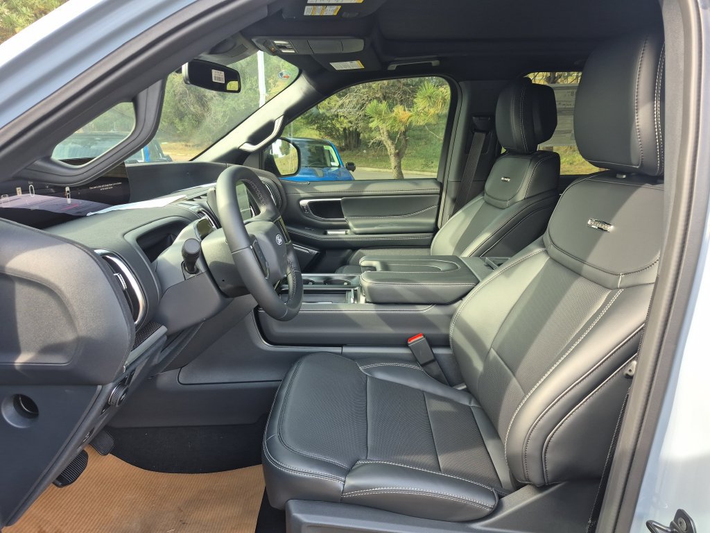 New 2027 Ford Expedition Max Platinum w/ Stealth Performance Package AWD/4WD image 10