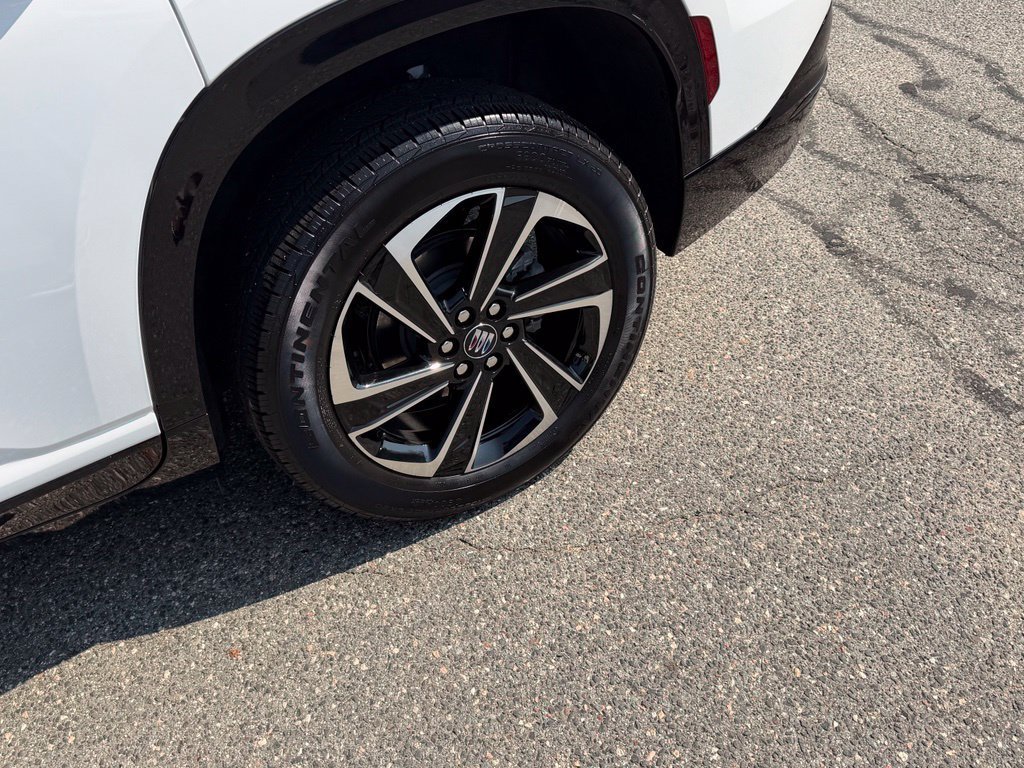 Certified 2026 Buick Enclave Sport Touring w/ Power Package AWD/4WD image 20