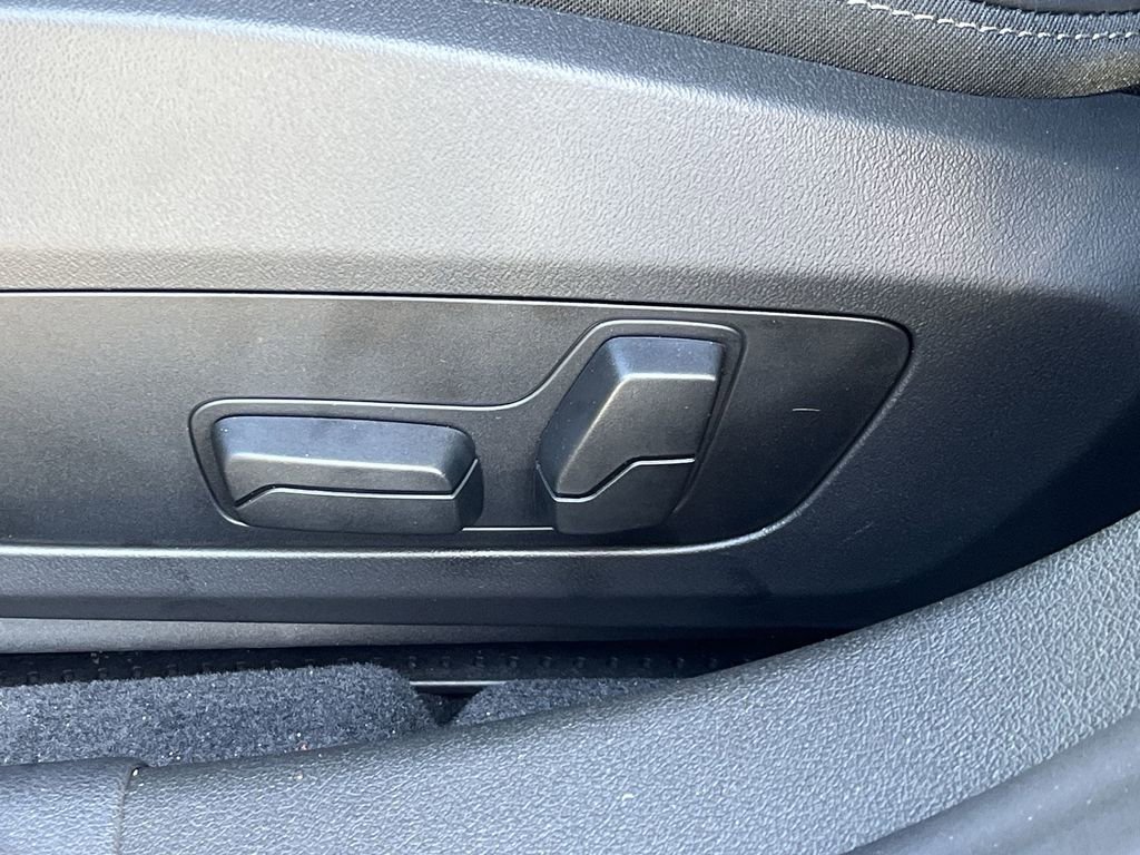 Used 2025 BMW 228i xDrive w/ Premium Package image 12