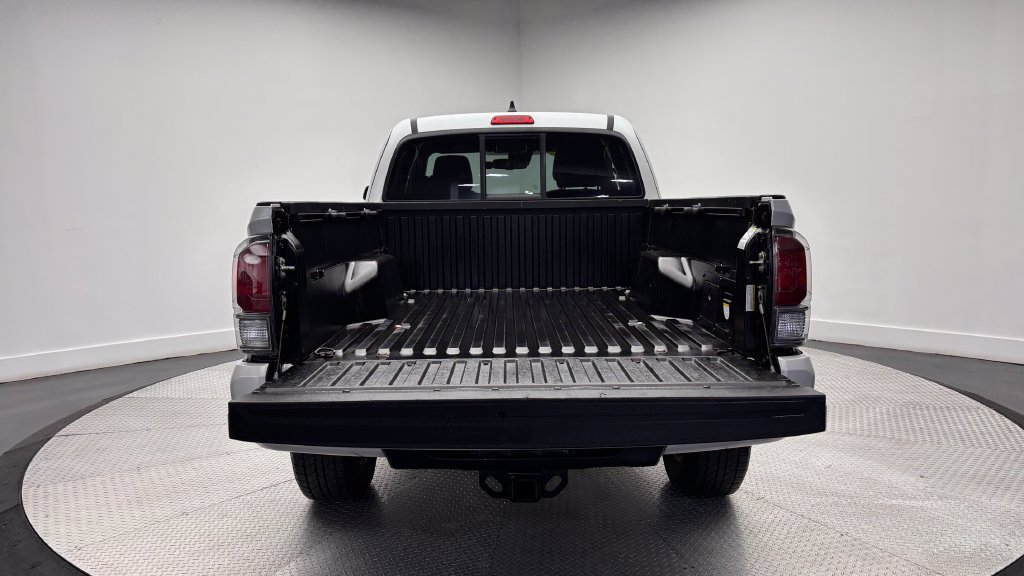 Certified 2022 Toyota Tacoma TRD Sport RWD image 30