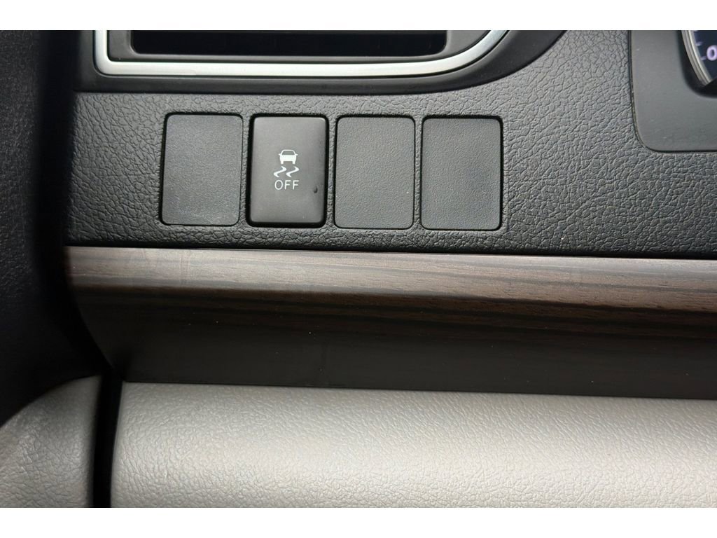 Used 2017 Toyota Camry LE FWD image 28