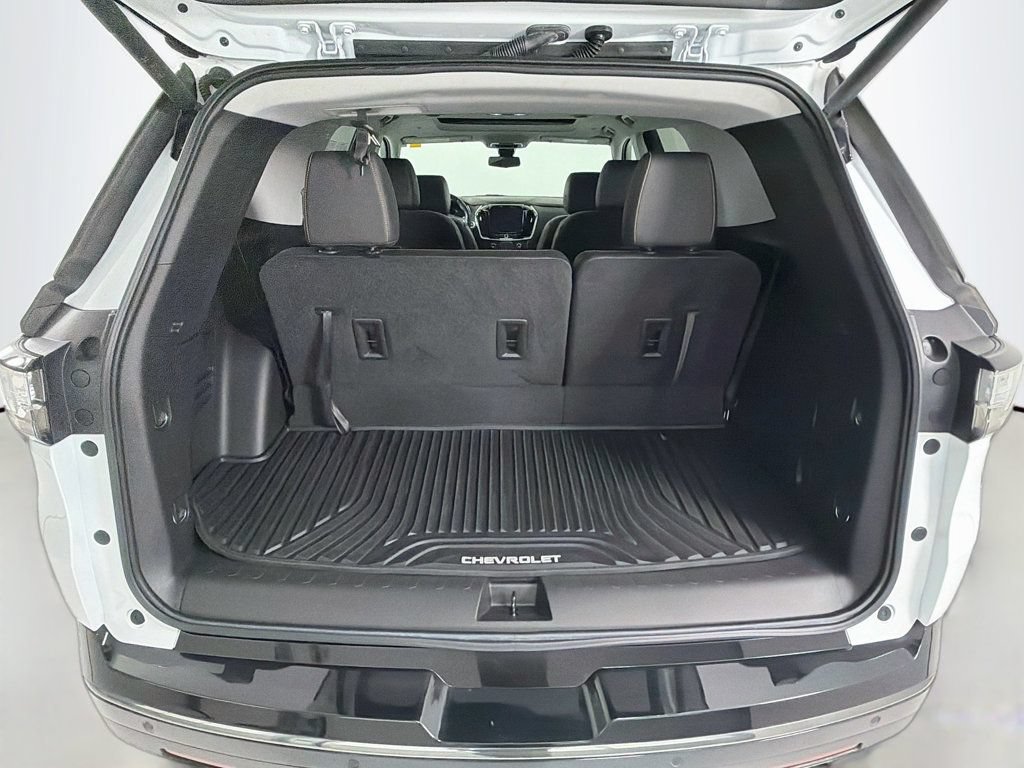 Used 2021 Chevrolet Traverse Premier w/ Redline Edition AWD/4WD image 27