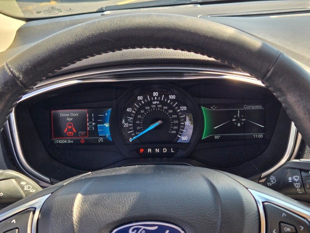 Used 2020 Ford Fusion SE w/ Equipment Group 151A image 29