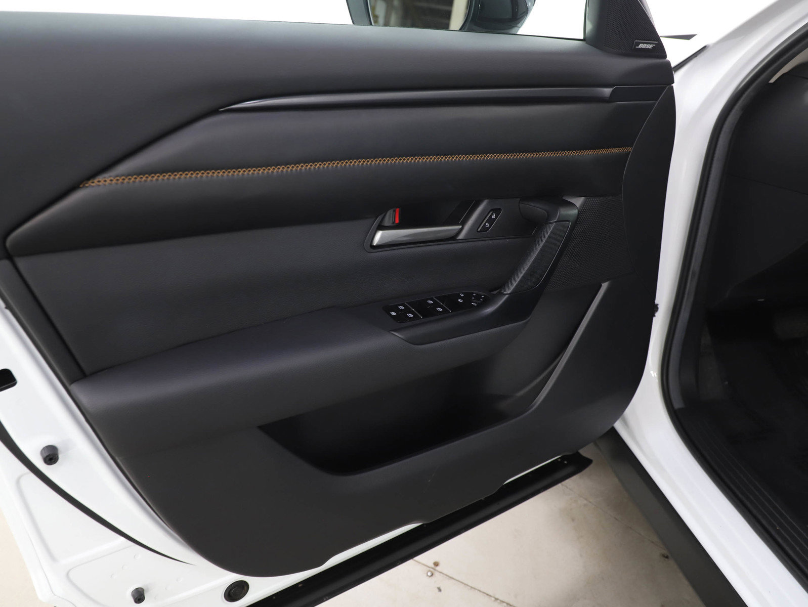 Used 2024 MAZDA CX-50 AWD 2.5 Turbo image 23