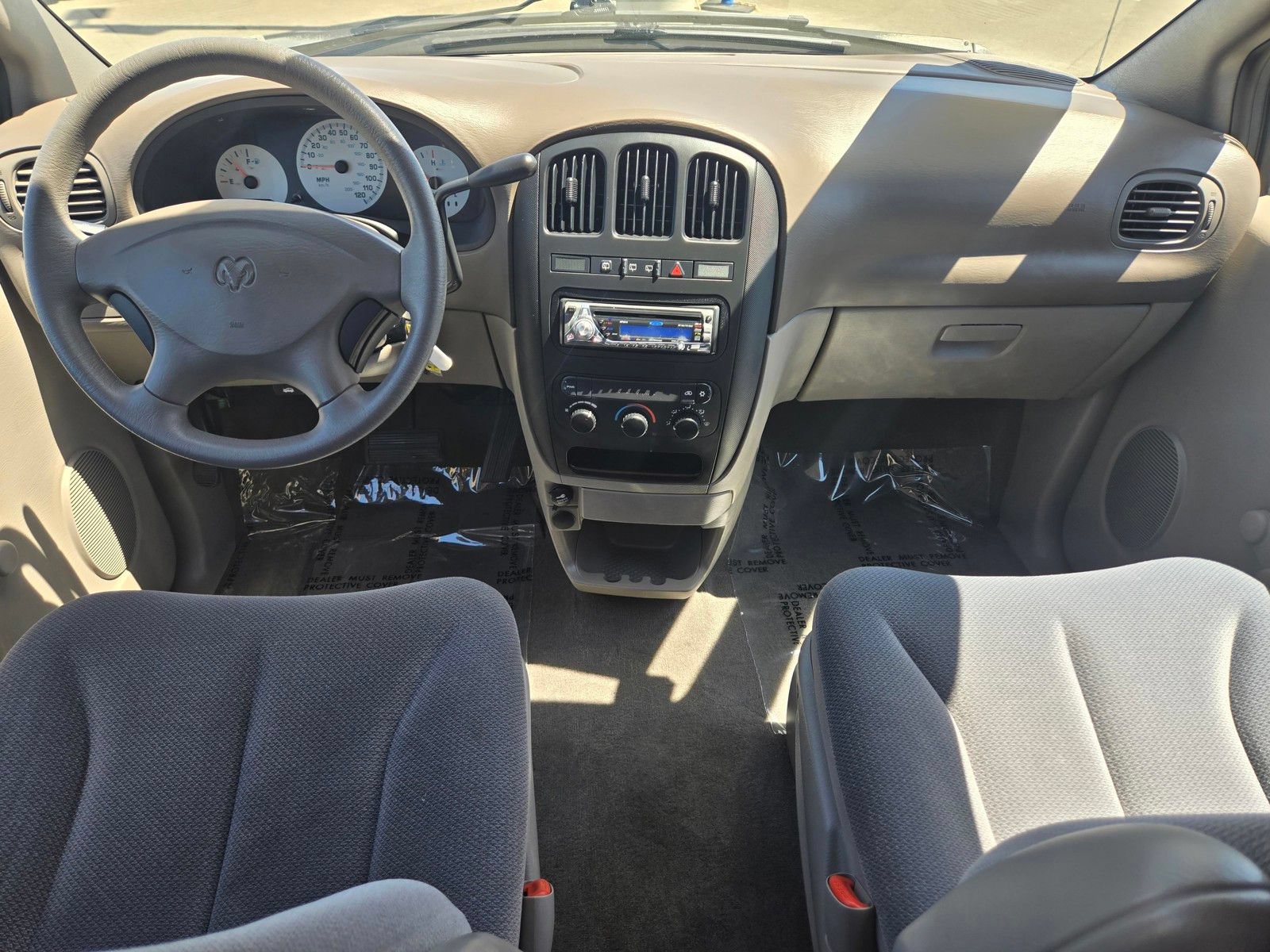 Used 2003 Dodge Caravan SE FWD image 19
