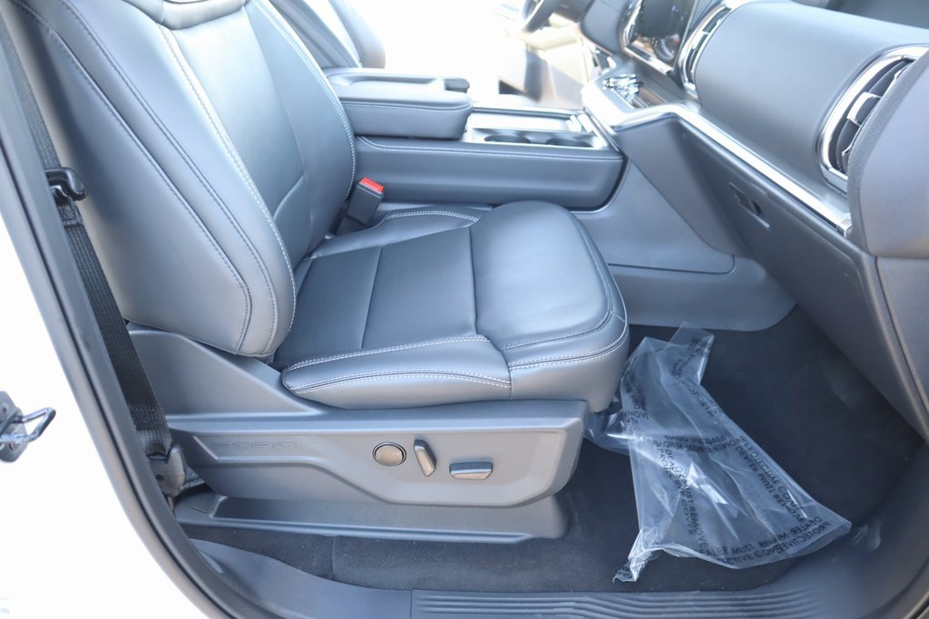 New 2025 Ford Expedition Platinum w/ Driver's Package image 15