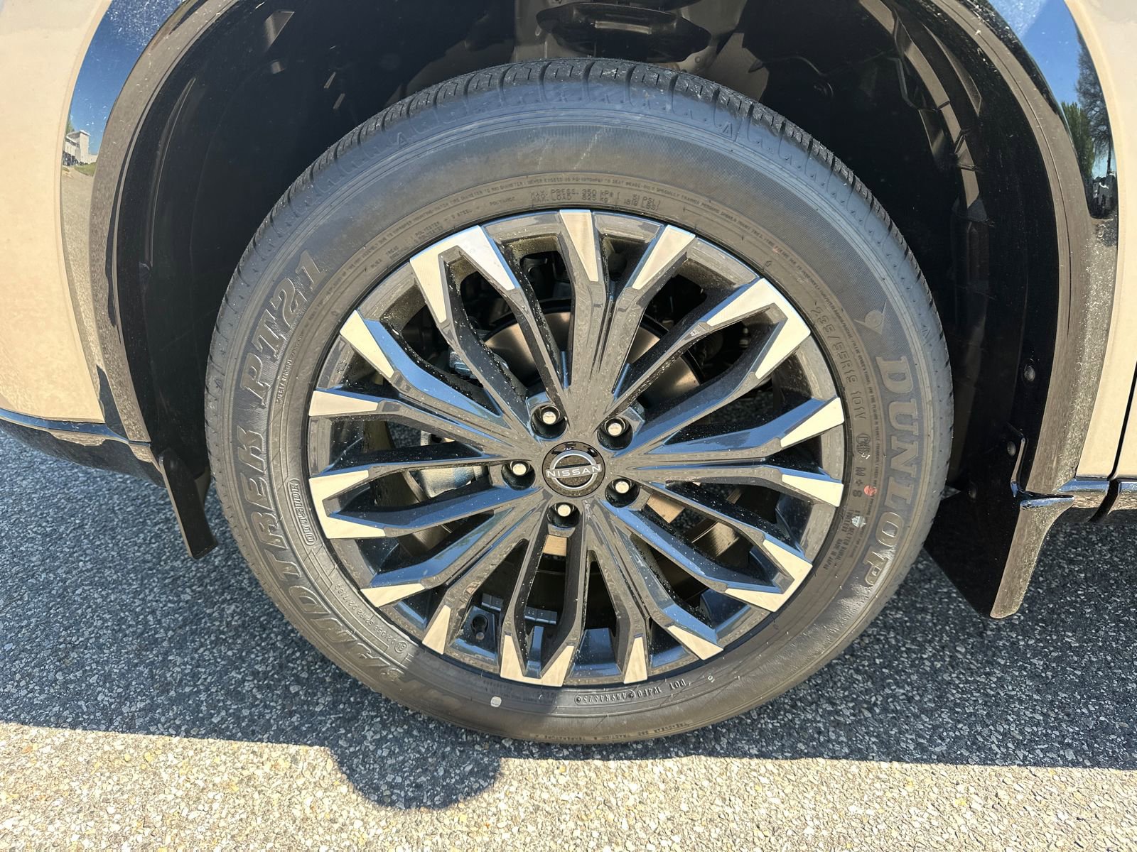 New 2026 Nissan Rogue Platinum w/ Platinum Premium Package image 9