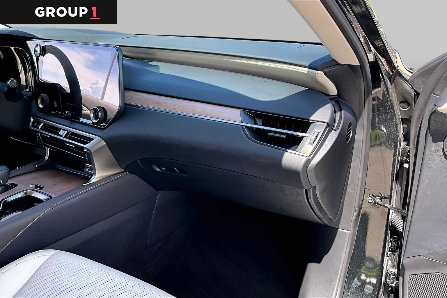 Certified 2026 Lexus RX 350 Premium Plus w/ Accessory Package (Z1) FWD image 16