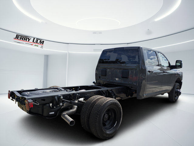 New 2026 RAM 3500 Tradesman AWD/4WD image 3