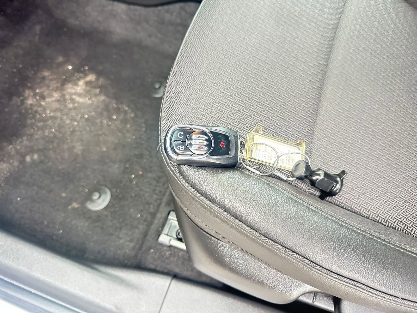 Used 2025 Buick Encore GX Preferred image 22