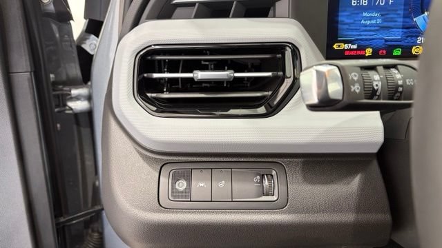 New 2027 Chevrolet Bolt LT w/ Comfort Package FWD image 30