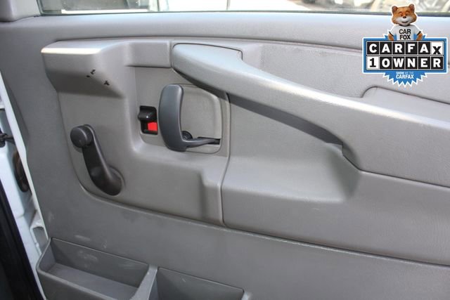 Used 2014 Chevrolet Express 3500 image 18