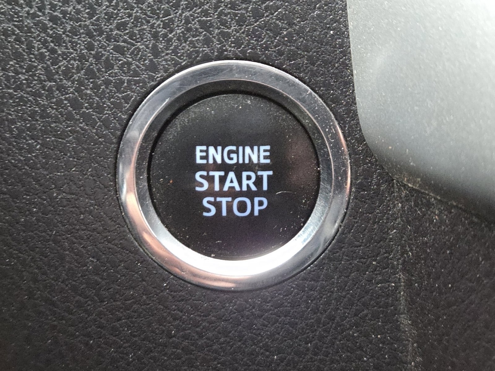 Used 2019 Toyota Highlander Limited image 32