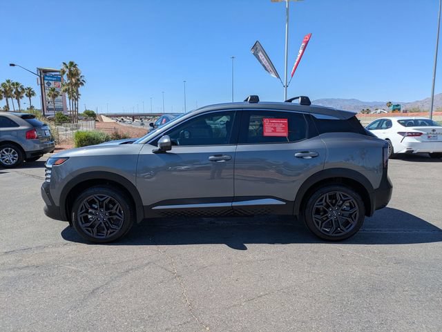 Certified 2025 Nissan Kicks SR FWD image 15
