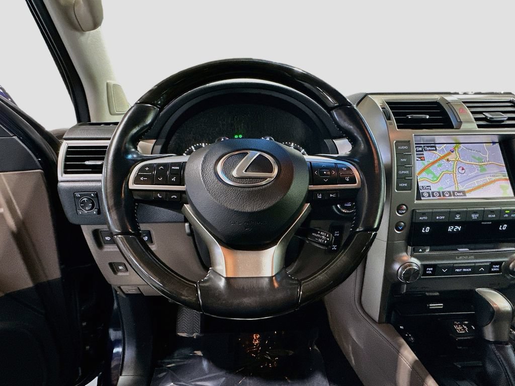 Used 2021 Lexus GX 460 Premium w/ Premium Package AWD/4WD image 11