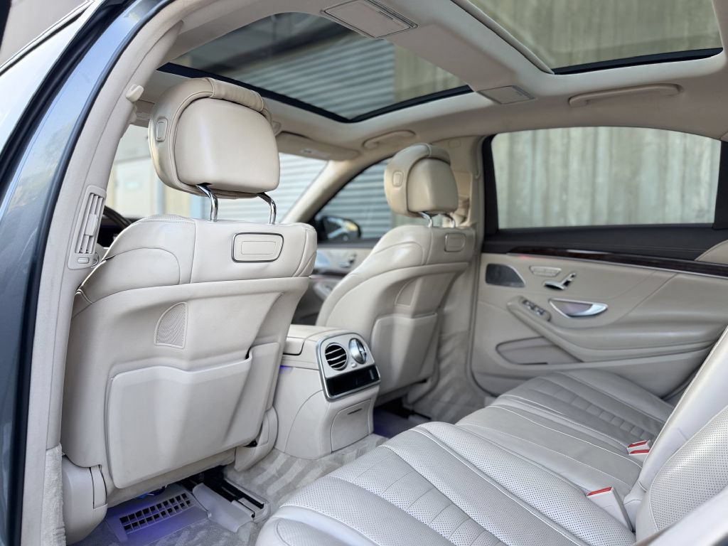 Used 2019 Mercedes-Benz S 560 Sedan image 14