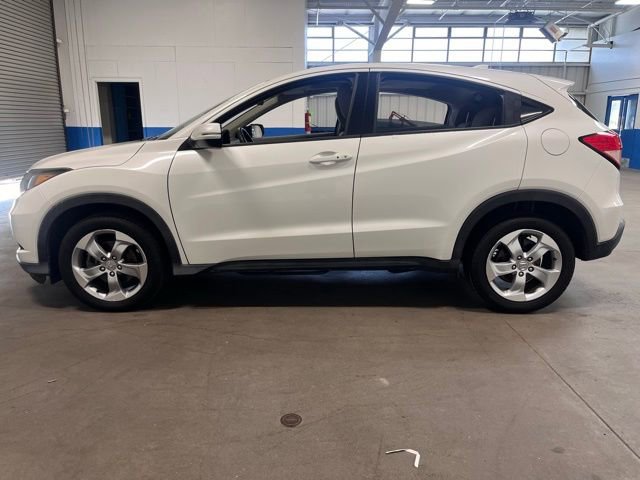 Used 2016 Honda HR-V EX image 6