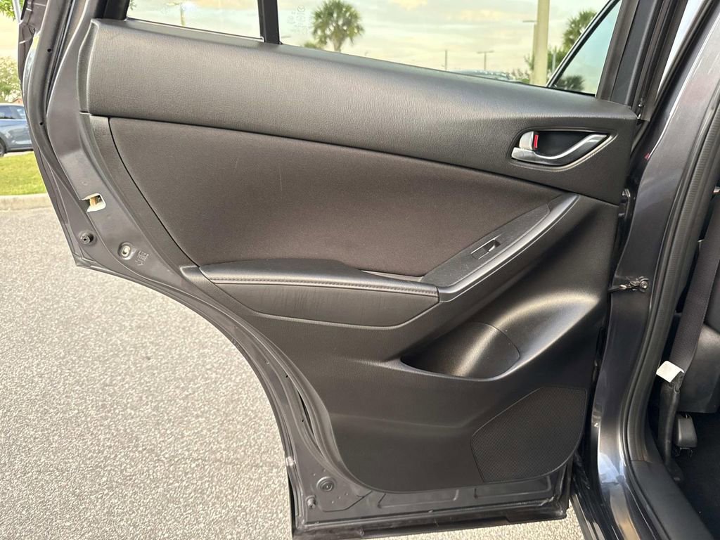 Used 2016 MAZDA CX-5 Touring FWD image 13
