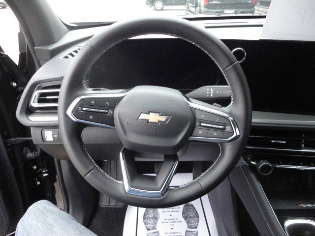 Used 2026 Chevrolet Traverse LT AWD/4WD image 5