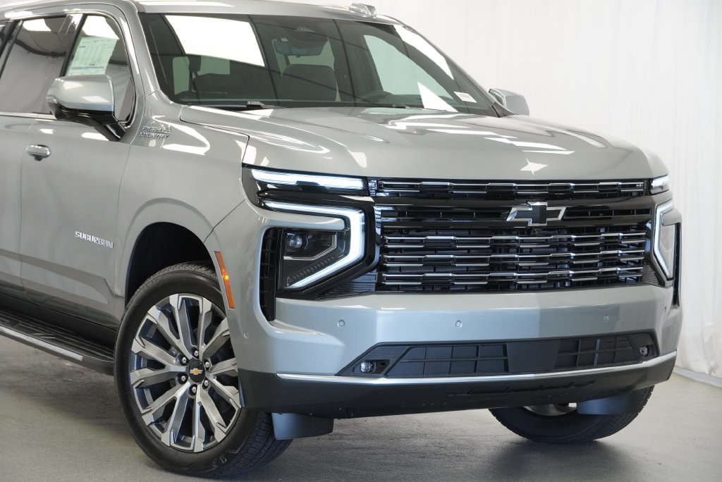 New 2026 Chevrolet Suburban High Country w/ Sun And Tow Package AWD/4WD image 8