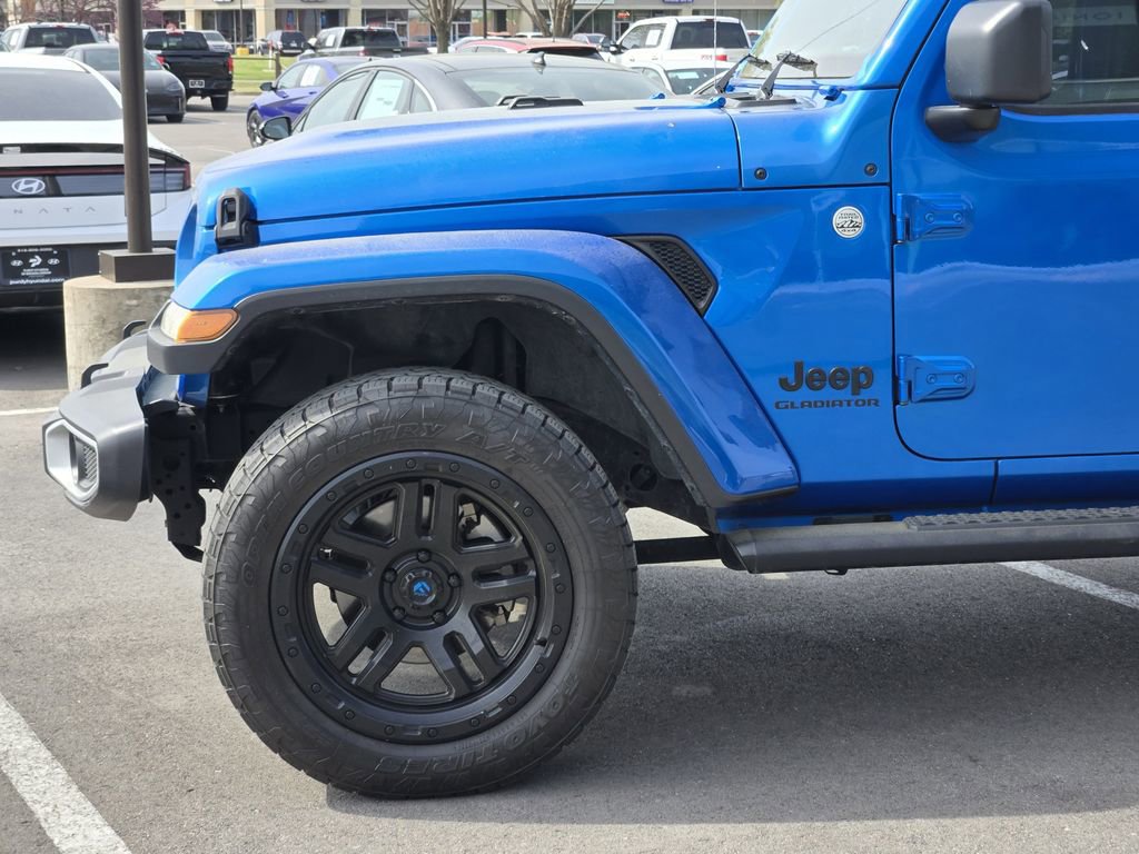 Used 2021 Jeep Gladiator Sport image 5