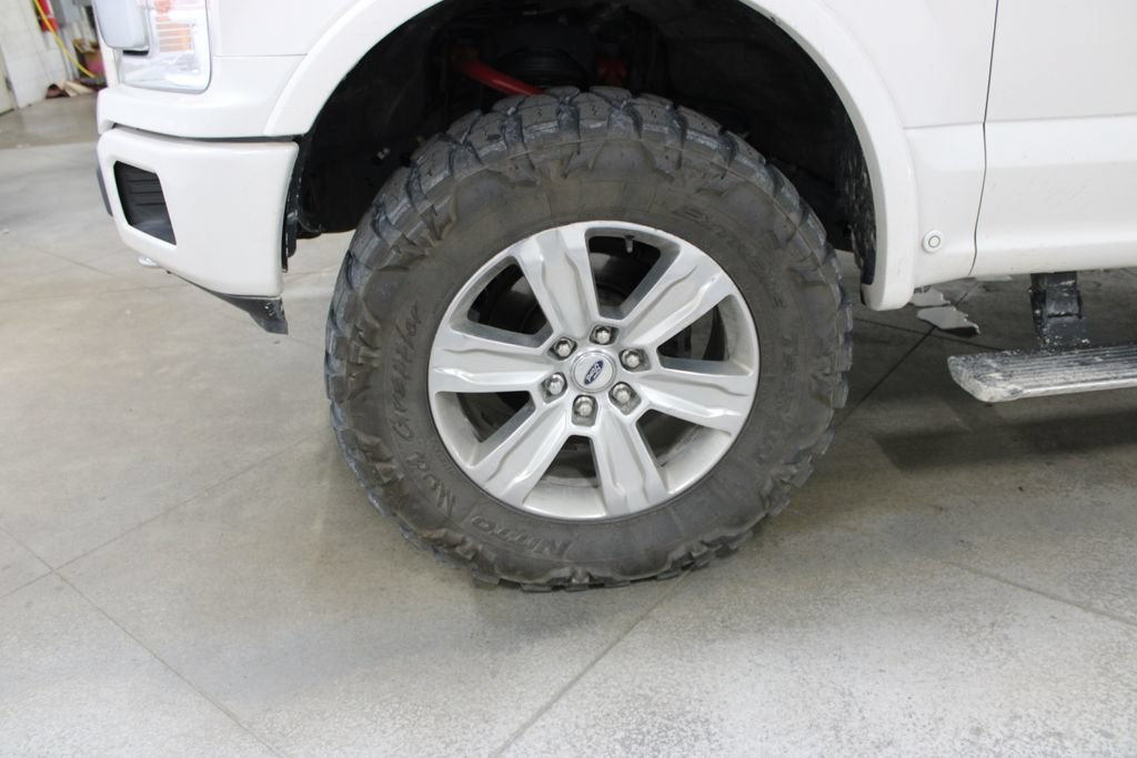 Used 2019 Ford F150 Platinum w/ Equipment Group 701A Luxury AWD/4WD image 12