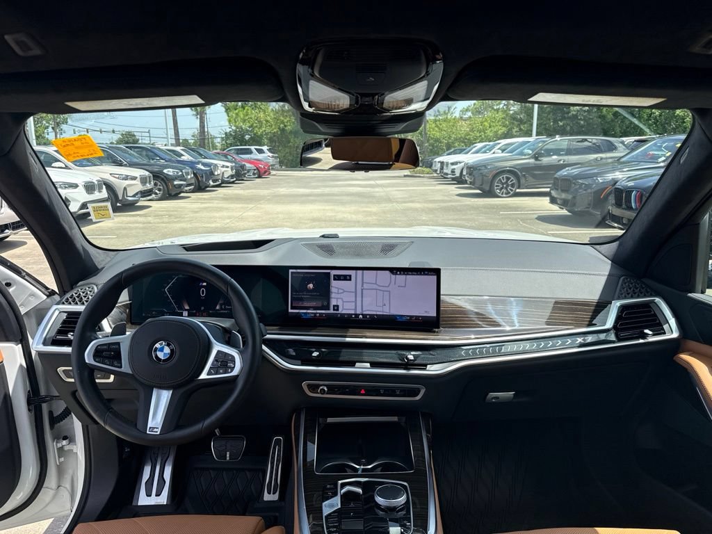 Certified 2024 BMW X7 xDrive40i w/ M Sport Package AWD/4WD image 21