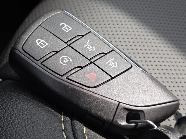 New 2026 GMC Yukon XL Elevation AWD/4WD image 39