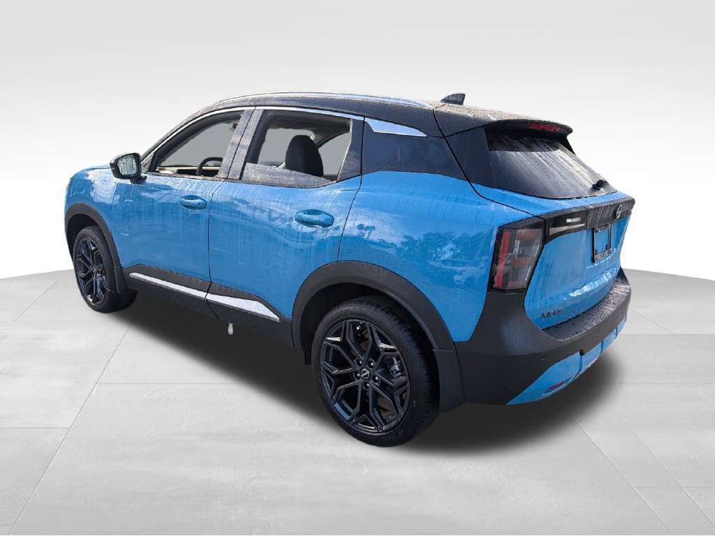 New 2027 Nissan Kicks SR FWD image 5
