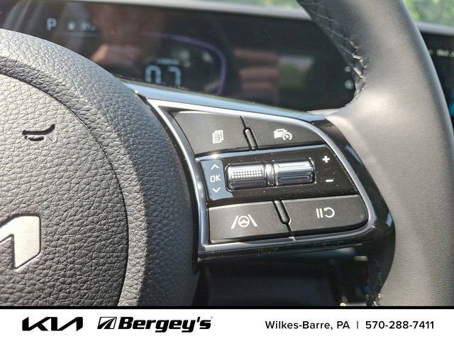 Certified 2025 Kia Seltos S AWD/4WD image 19